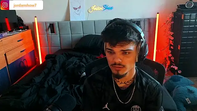 JordanShow Chat XXX live