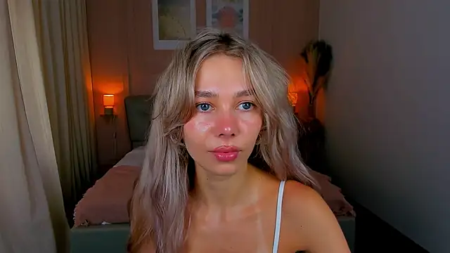 Вебкам-шоу LuluAlis