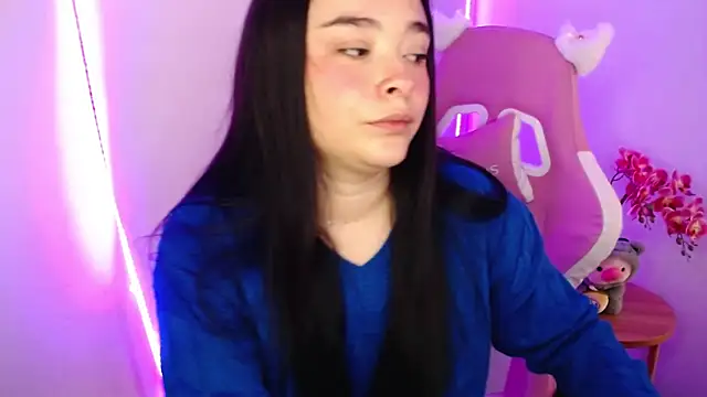Онлайн чат XXX Nahia_Brm