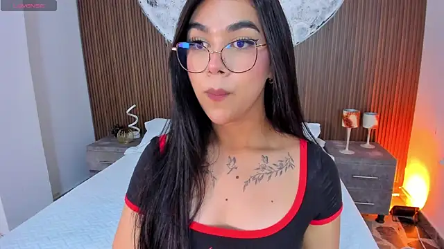 RoseCassie élő XXX-chatje