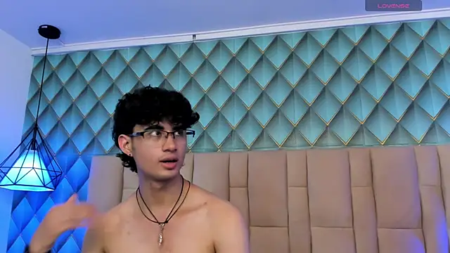 Sofia-Ethan Live chatroom