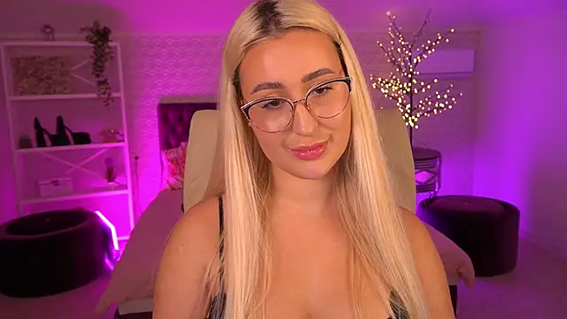 LiaBrazzerr Chat XXX in diretta