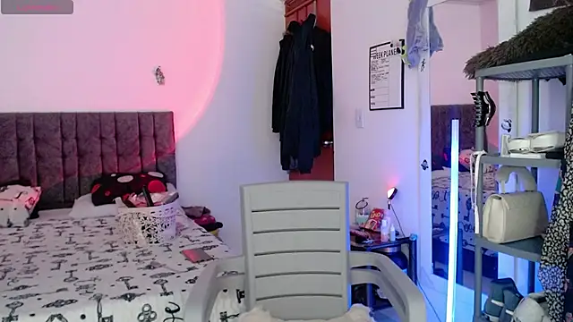 Chatroom XXX en direct de lilitth777