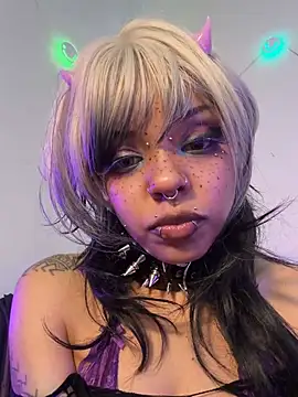 nerdyhotgoth's Live XXX Chat