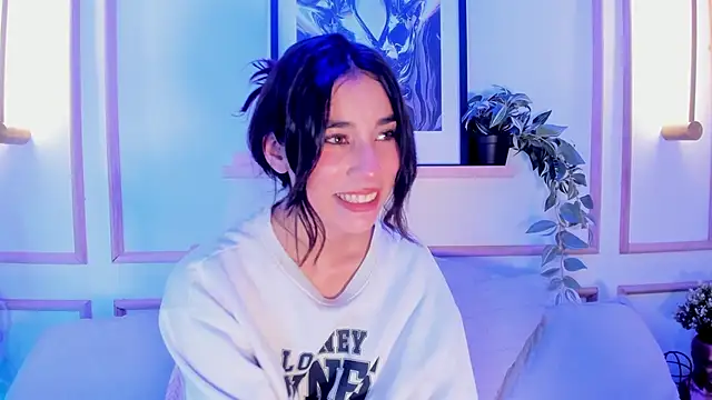 Nanami_ – Naživo XXX chat