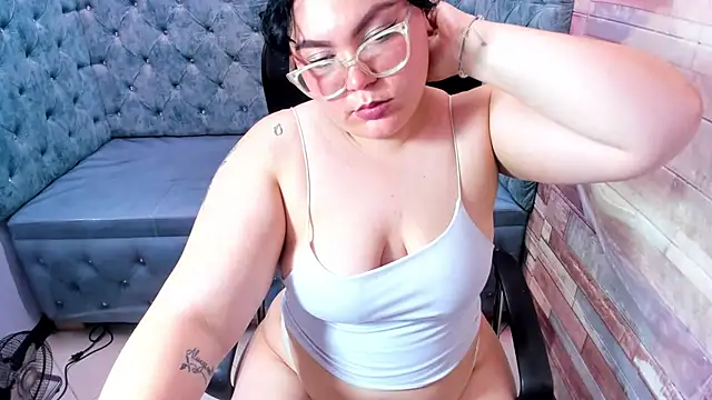 Sweet_Nova_ লাইভ XXX চ্যাট