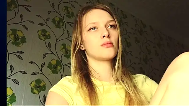 StarFrom_Hell Adlı Modelin Canlı XXX Sohbeti