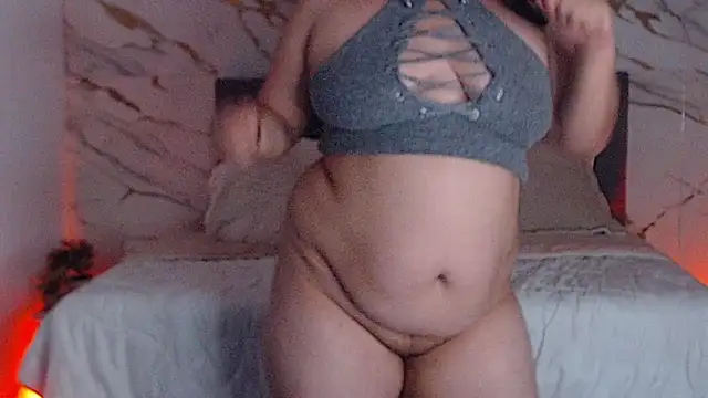 luluu_17_'s Live XXX Chat