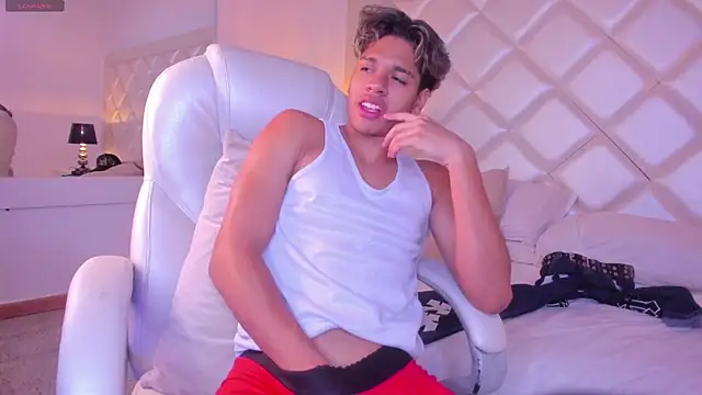 Marco_deluxe's Live XXX Chat