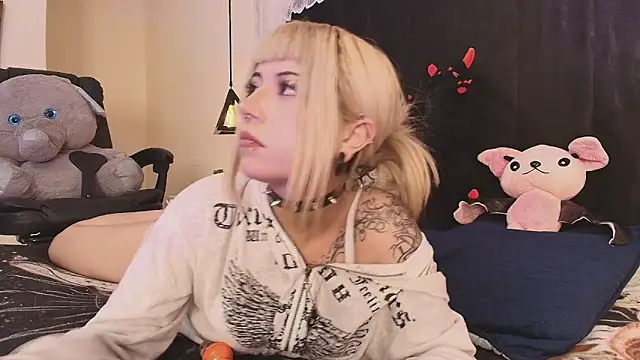 IvyBelle_'s Live XXX Chat