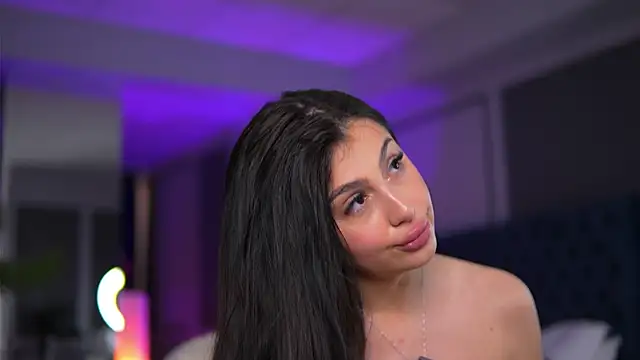 Chat +18 de MissMeganMoon ao vivo