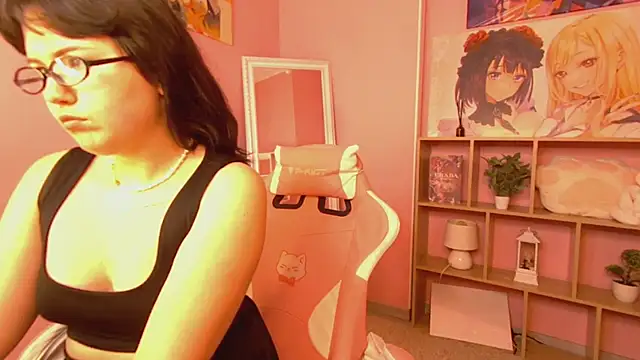 Ariella__cute Adlı Modelin Canlı XXX Sohbeti