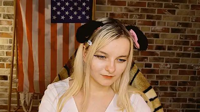 Angela_Bunny Live XXX-Chat