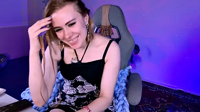 Pokazy przed kamerką – Kumiho_7777