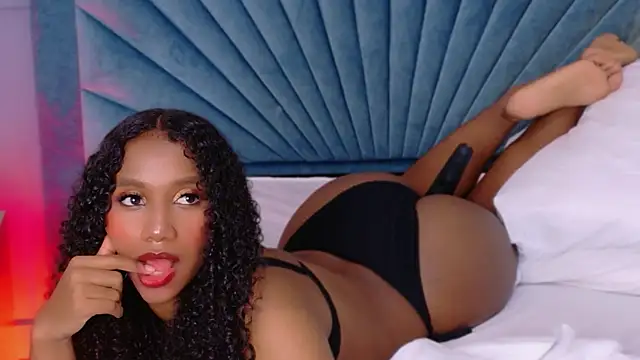 Chloe-Rose- live XXX chat