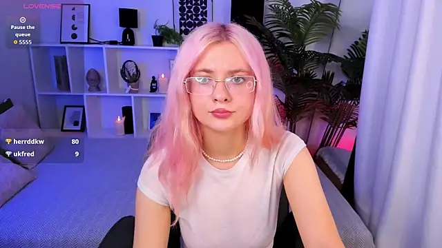 Czat XXX na żywo – RoxySun_