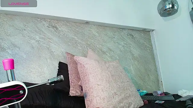 Chat +18 de Dixie_grey1 ao vivo