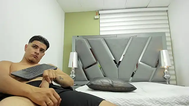 DAVID_VICTORIAA Live XXX-Chat