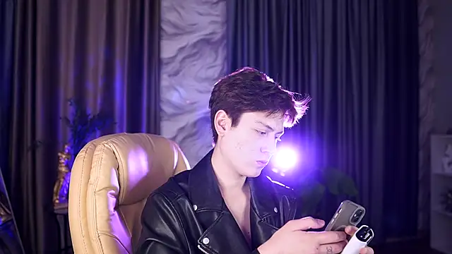Mark_Ian_ Live XXX Chat