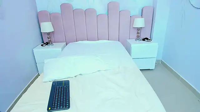 Chatroom XXX en direct de doll_skinny18