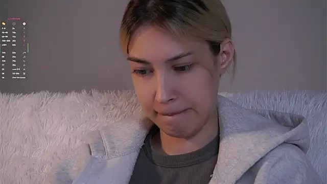 Chat +18 de AngelicRice ao vivo