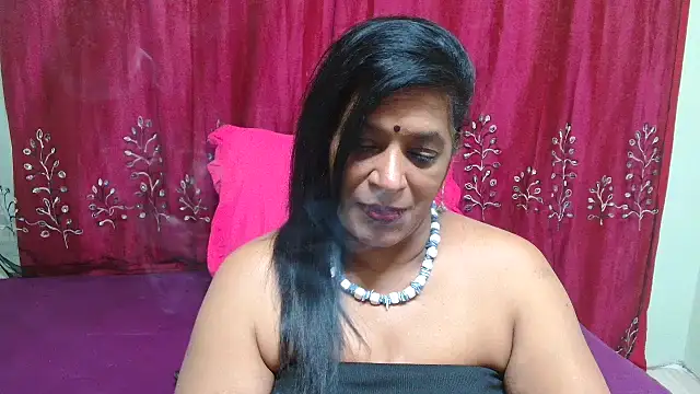 Živý XXX chat INDIANFUSION