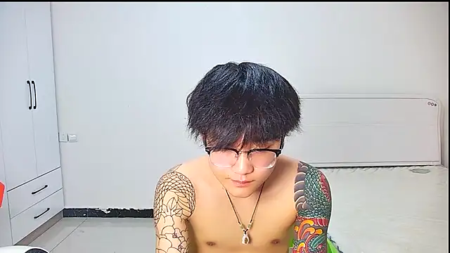 KK-cuteboy Webcam-Show