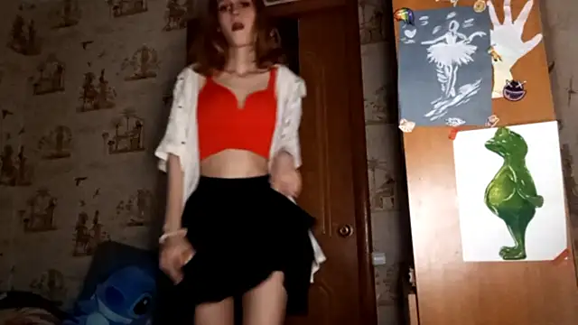 SirenFrost Adlı Modelin Canlı XXX Sohbeti