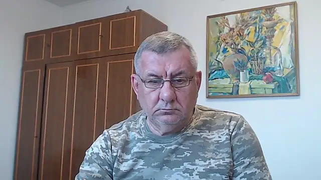 Онлайн чат XXX machomale3