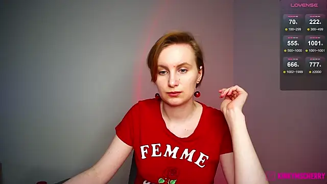 Chat XXX en directo de KinkyMissCherry