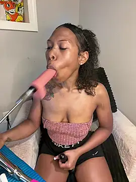 __suki's Webcam Show