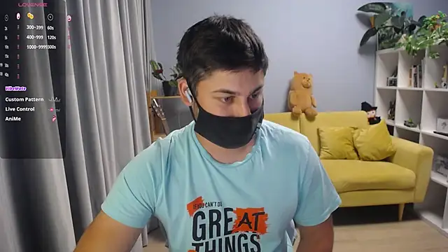 Show modela Tomguys na web-kameri