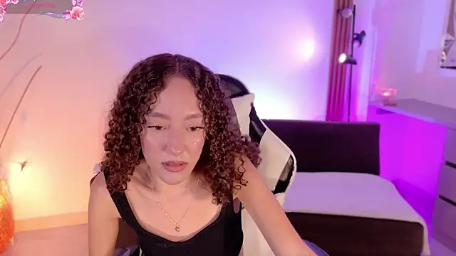 Živý XXX chat ChloeMoreti