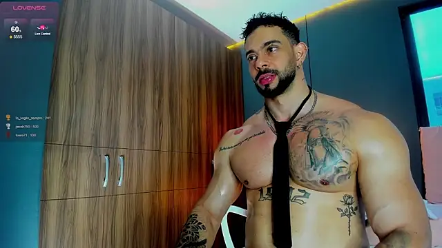 massimo_visconti's Live XXX Chat