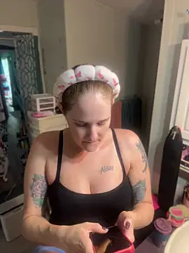lolabunny9's Live XXX Chat