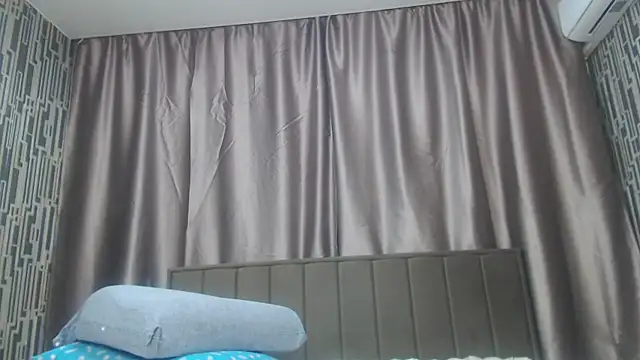 scyrim2's Live XXX Chat