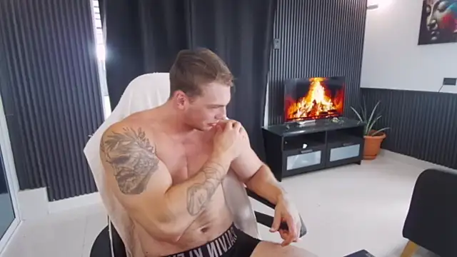 Вебкам-шоу YourHotGreg