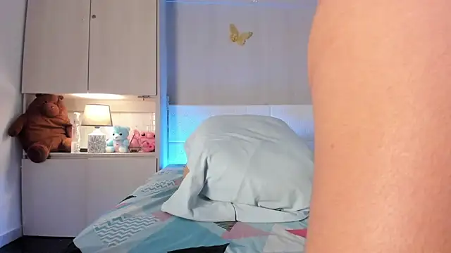 ChloeWiillow Live XXX-Chat