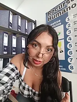 JENNIFER__03's Live XXX Chat