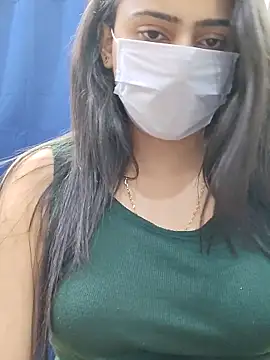 Chat XXX en directo de Ivymybae
