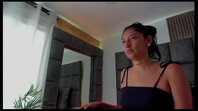 BrigitteVons' Live XXX Chat