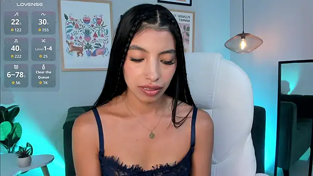 Tiffany_Low élő XXX-chatje