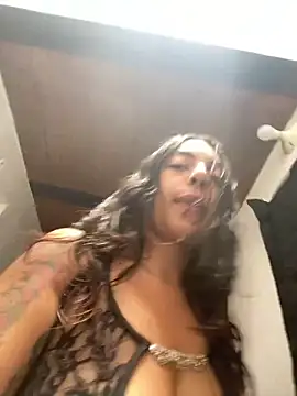 Chat +18 de ink_demonxxx ao vivo