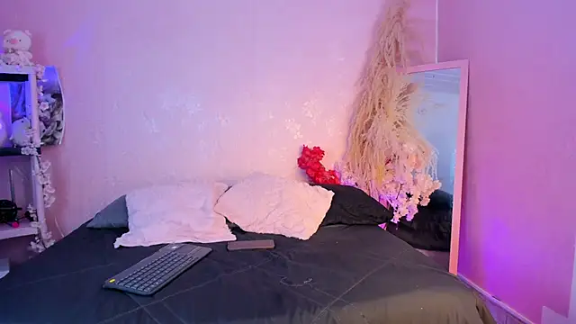 Emily_Roussee 라이브 XXX 채팅
