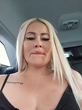 Chat +18 de MILFBARBY ao vivo