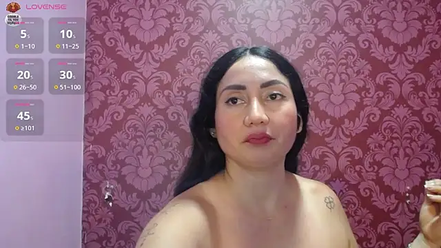 Chat XXX en directo de juliana_diaz