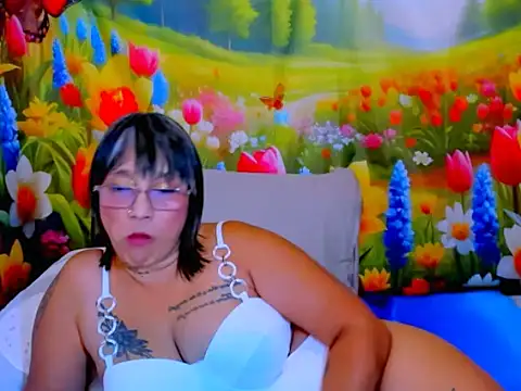 indianroxy live XXX chat