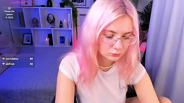 RoxySun_'s Live XXX Chat