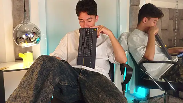 Austin_Reedss Obrolan Langsung XXX