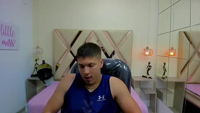 AlessandroFranco Webcamshow